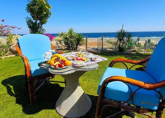 Villa Luxury Seafront Pool - 3 Stories & Roof Floor - Master Bedrooms